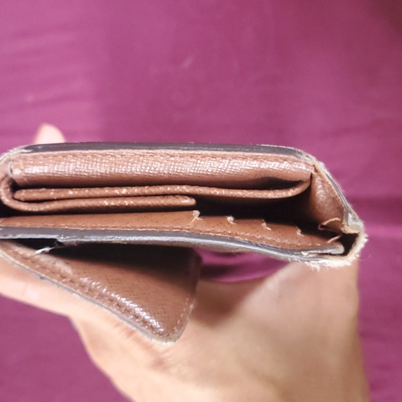 Louis Vuitton wallet - Picture 2 of 5
